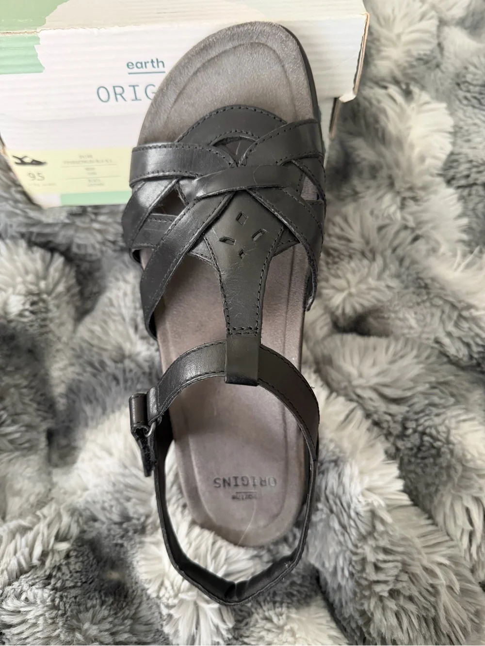 Earth Origins classic black